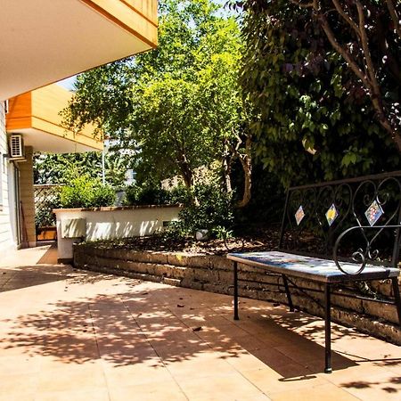Little House Apartment Modugno Exterior foto