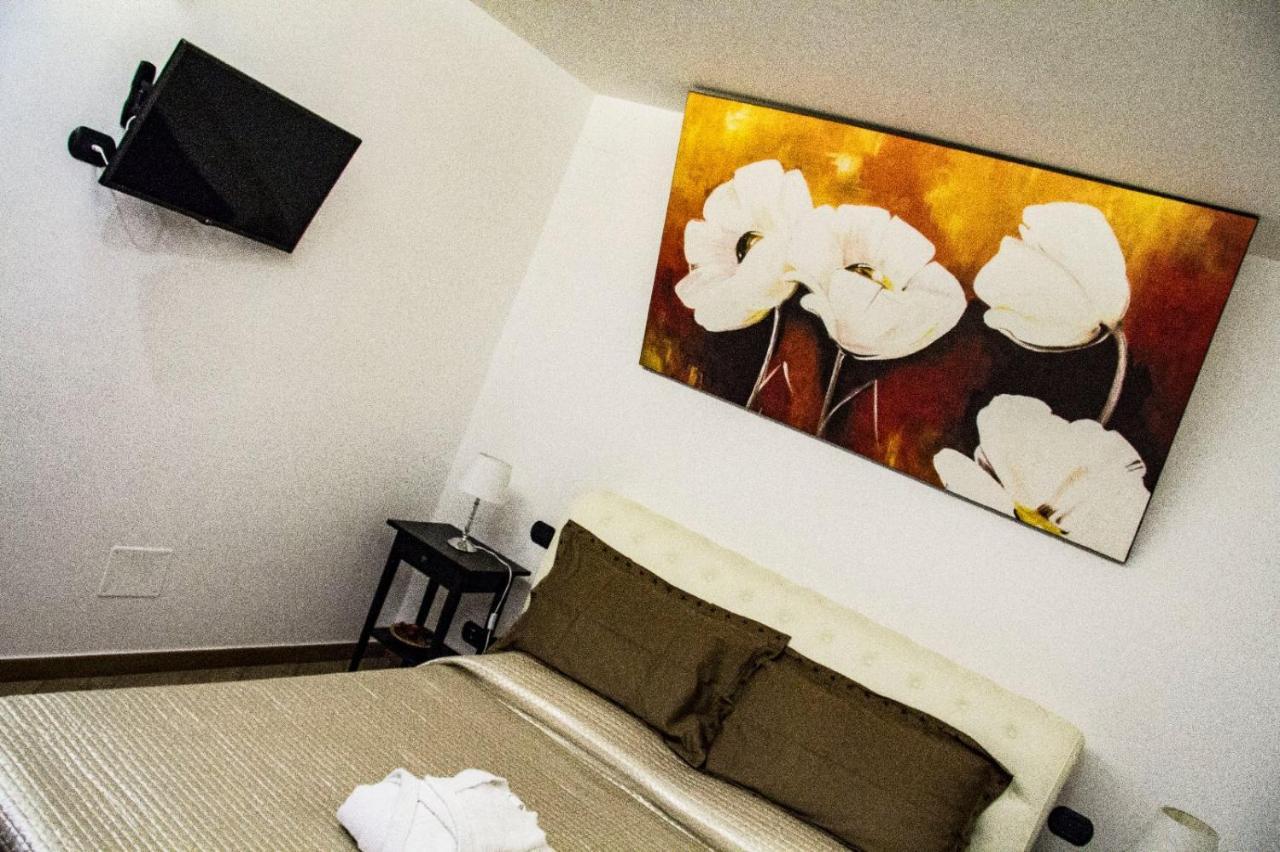 Little House Apartment Modugno Exterior foto