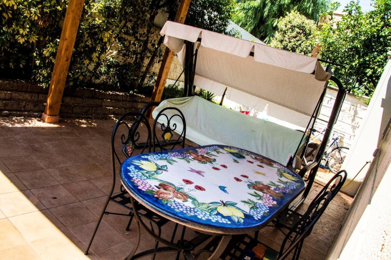 Little House Apartment Modugno Exterior foto