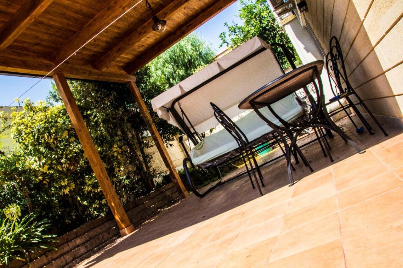 Little House Apartment Modugno Exterior foto
