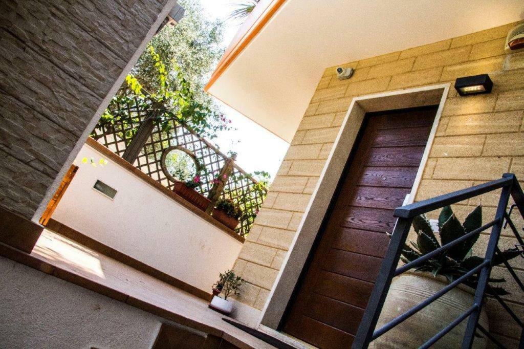 Little House Apartment Modugno Exterior foto